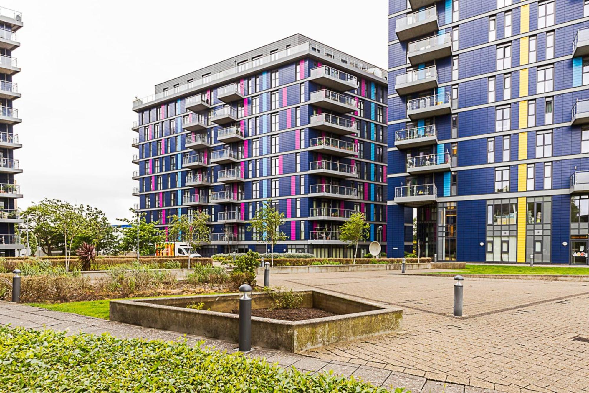 Vibrant London Canal Apartment Exterior photo